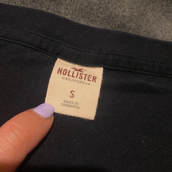 Hollister Long Sleeve Shirt - Picture 2 of 2